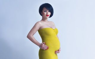 4 fotografii cu Giulia gravidă. Cum arată înainte să nască?