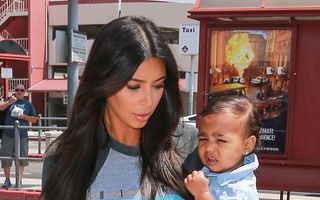 Kim Kardashian şi fiica ei, implicate într-un accident auto