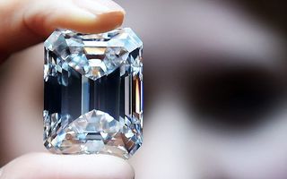 Un diamant „perfect“, vândut la New York cu 22 de milioane de dolari