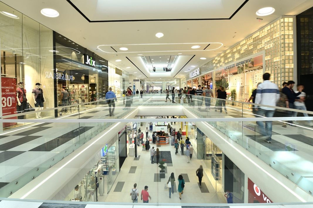 Perceive Picasso Peep Centrul comercial Mega Mall şi-a deschis porțile cu peste 200 de magazine -  Divertisment > Stiri - Eva.ro