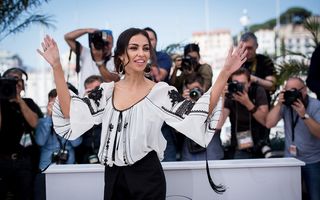 Cannes 2015: Mădălina Ghenea, apariţie superbă în ie - GALERIE FOTO