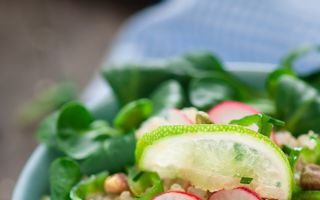 Trucul simplu prin care o salată poate fi și mai sănătoasă