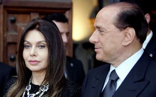 Fosta soţie a lui Berlusconi va primi 1,4 milioane de euro pe lună