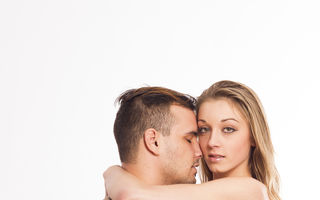 Sex. 7 greşeli pe care le faci în pat şi îţi compromit partida de amor