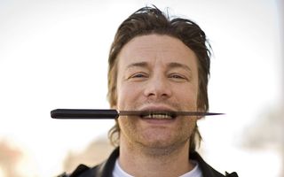 Jamie Oliver scumpeşte băuturile dulci în restaurantele sale