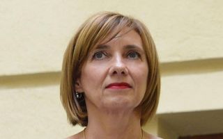 Primele doamne ale României. Cine-i cea mai tare, Maria Băsescu sau Carmen Iohannis?