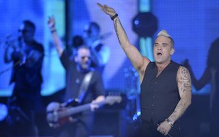 Cum vor fi despăgubiţi fanii care au răbdat de sete la show-ul lui Robbie Williams