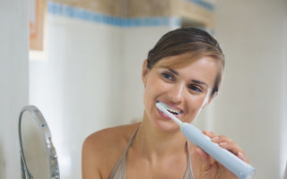 Sănătate. De ce este important periajul cu pastă de dinţi?