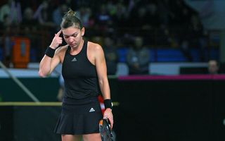 Simona Halep, învinsă de Șarapova la Turneul Campioanelor