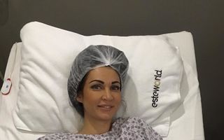 Nicoleta Luciu şi-a micşorat sânii. S-a operat în Turcia