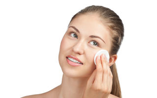 Frumuseţe. 10 întrebuinţări ale bicarbonatului de sodiu în tratamentele cosmetice