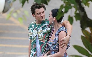 Katy Perry şi Orlando Bloom formează un cuplu