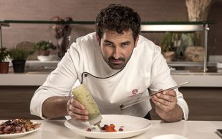 Chef Adrian Hădean va avea emisiune și la radio