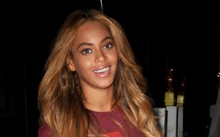 Beyonce a angajat un model cu dizabilităţi pentru a-şi promova noua colecţie de haine