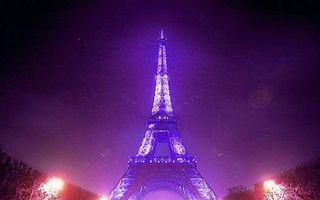 Clădiri celebre din lume, luminate în mov în onoarea lui Prince