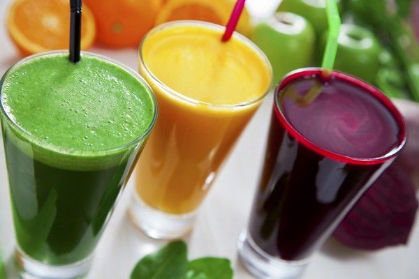 Sucuri naturale pentru slăbit. 4 reţete simple şi delicioase, Suc de slabit - bauturi din fructe