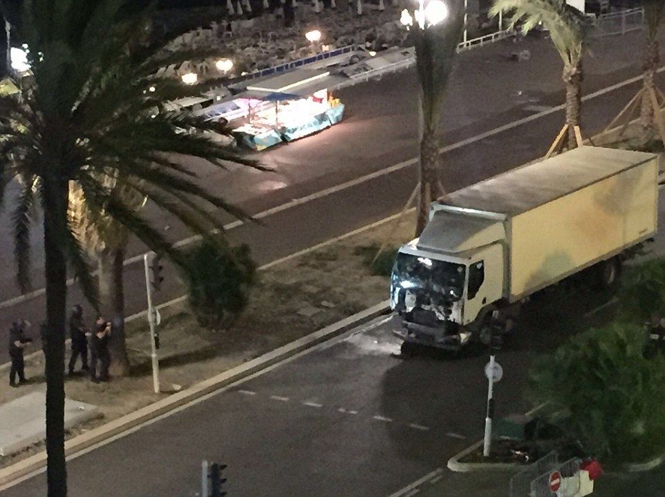 Camionul care a intrat in multime la Nisa