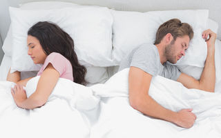 Ce spune despre relația voastră poziția în care dormiți
