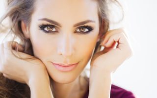 8 secrete de make-up care-ţi fac ochii mult mai expresivi
