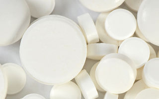 7 întrebuinţări neobişnuite ale aspirinei. E incredibil la ce te ajută!