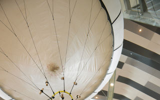 Copiii se pot înălța gratuit într-un balon cu nacelă