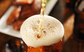 Câte calorii are o bere: îngrașă sau nu?