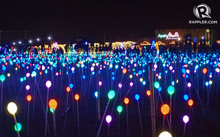 Câmpul magic de lumini, cea mai frumoasă instalaţie de Crăciun - FOTO