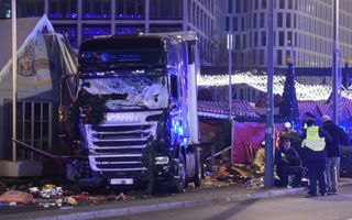 Atac terorist la Berlin: Un camion a intrat în mulţime. Bilanţul victimelor s-a mărit