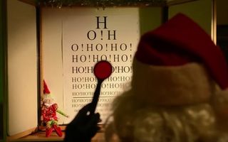 Ho, Ho, Ho! Moş Crăciun şi-a reînnoit permisul de pilot - VIDEO