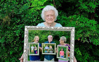 Mai multe generaţii la un loc: 10 portrete de familie emoţionante