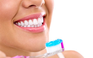 6 mituri despre sănătatea dinţilor pe care sigur le-ai crezut adevărate
