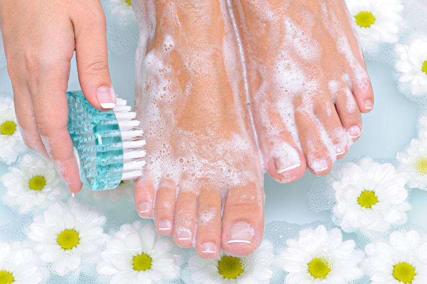 8 rețete ușoare de curățat picioarele de casă - Prevenirea November