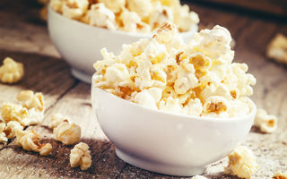 Cum să faci popcorn cu unt