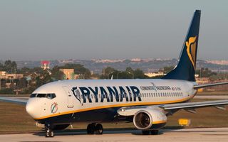 Ryanair anulează alte 18.000 de zboruri. Vor fi afectați 400.000 de călători