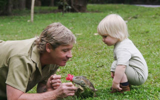Pe urmele tatălui: Cum arată acum fiul lui Steve Irwin