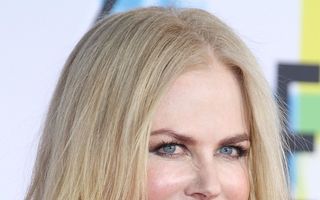 Secretul frumuseţii la 50 de ani: Cum se fereşte Nicole Kidman de riduri