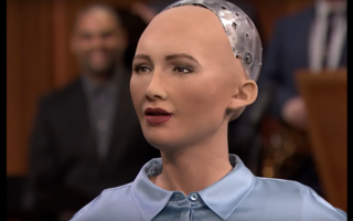 Sophia, primul robot cu cetățenie vrea un copil