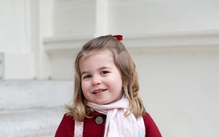 Prinţesa Charlotte, în prima zi de grădiniţă: Imaginile cu cea mai iubită fetiţă