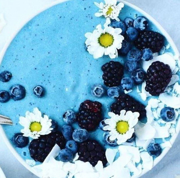 Blue Majik Noul Trend Pe Instagram Hrana Albastră Arată Perfect
