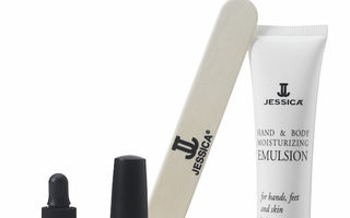 Secretul pentru o manichiura perfecta acasa: kitul de la Jessica Cosmetics