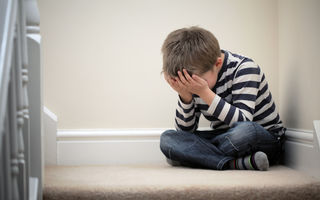 5 semne care arată că un copil are probleme mintale