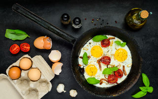5 motive pentru care este bine să mănânci ouă
