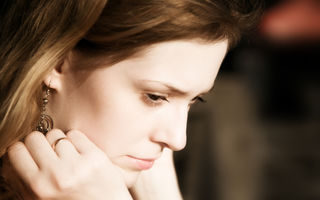 10 simptome care ascund o dereglare hormonală