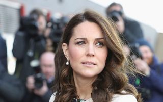 Prinţesa dintre rafturi: Kate Middleton, însărcinată cu al treilea copil, singură la cumpărături