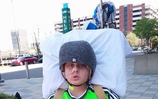 Miracolul care i-a uimit pe medici: Un băiat s-a trezit din comă înainte de a fi deconectat de la aparate