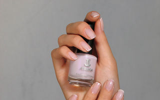 Nude Nails – o manichiura evergreen