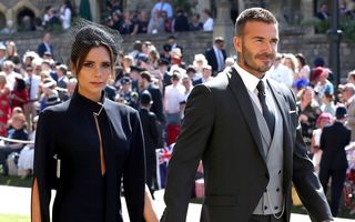 Cel mai serios invitat: Victoria Beckham, criticată pentru că nu a zâmbit la nunta regală