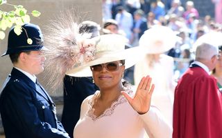 Oprah, la un pas să comită o gafă majoră la nunta regală. Și-a înlocuit ținuta în ultima clipă