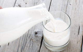 Laptele crud este nociv și poate provoca moartea conform unui blogger