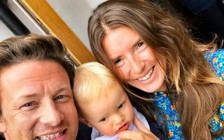 Soţia lui Jamie Oliver, despre cum e să creşti 5 copii: „Îţi toacă creierul!“